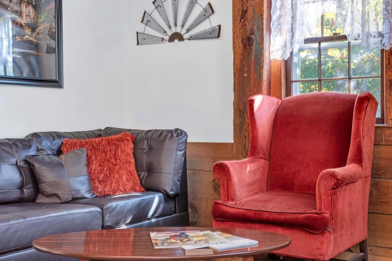 Osceola Mill Dining & Lodging Steeles Tavern Экстерьер фото