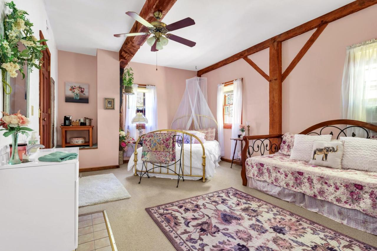 Osceola Mill Dining & Lodging Steeles Tavern Экстерьер фото